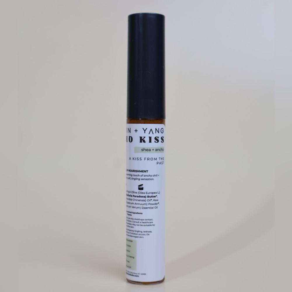 Yin + Yang Ancho Kiss – Plumping Lip Nourishment | 0.34 fl oz